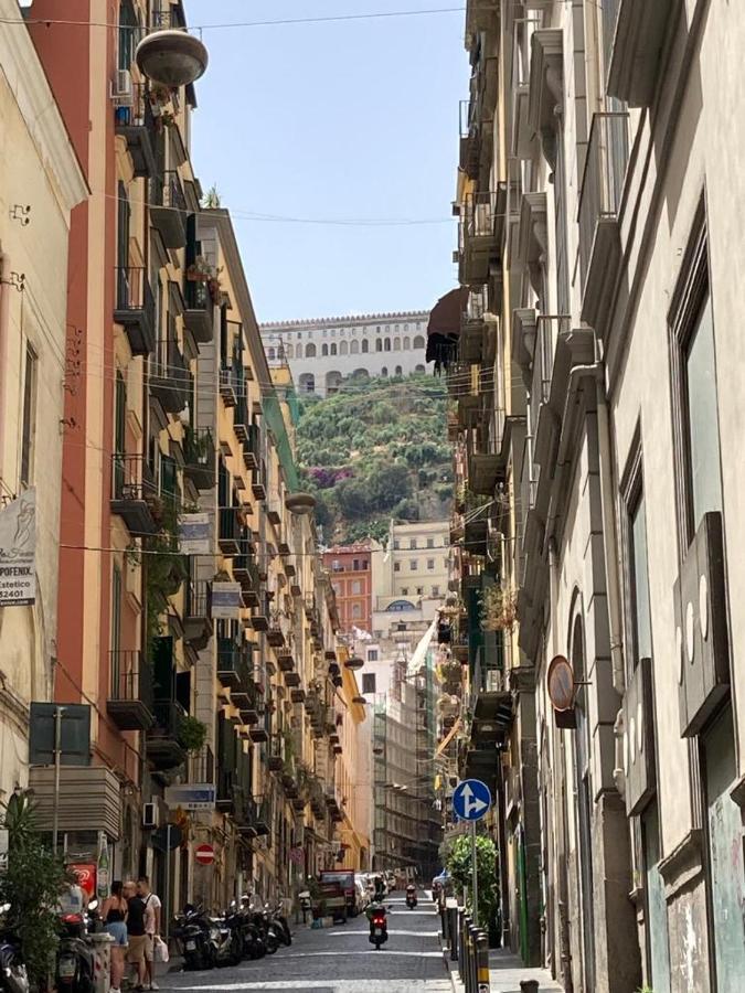 A Casa Di Nonna Ida, Nel Cuore Pulsante Di Napoli מראה חיצוני תמונה